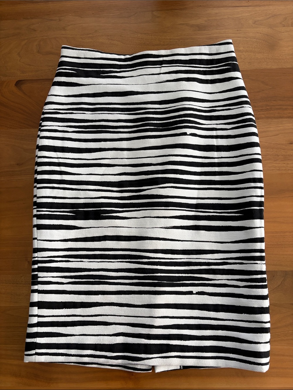 Ann Taylor Black and White Horizontal Stripe Pencil Skirt